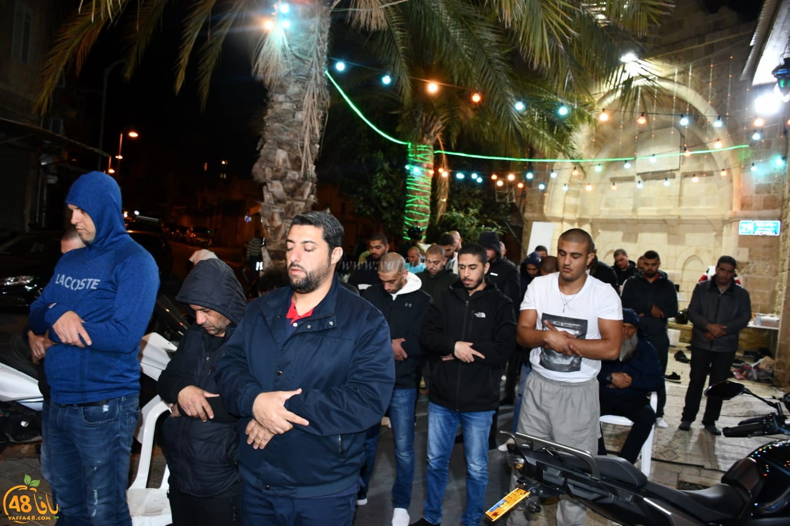 فيديو وصور: شعائر صلاة التراويح من مسجد السكسك بمدينة يافا 